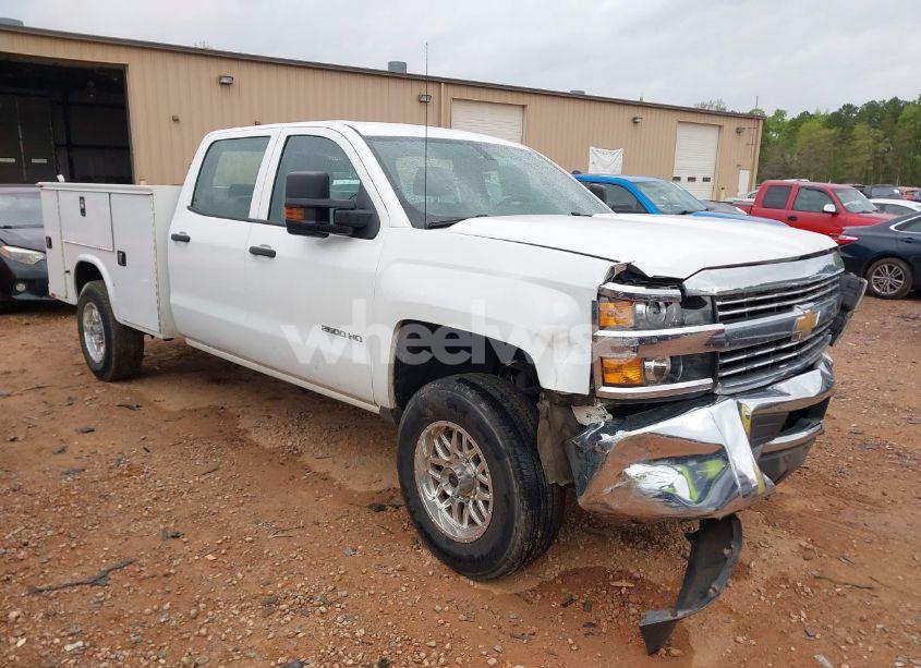 2017 Chevrolet Silverado 2500HD WT (VIN 1GB1KUEGXHF219881) main photo