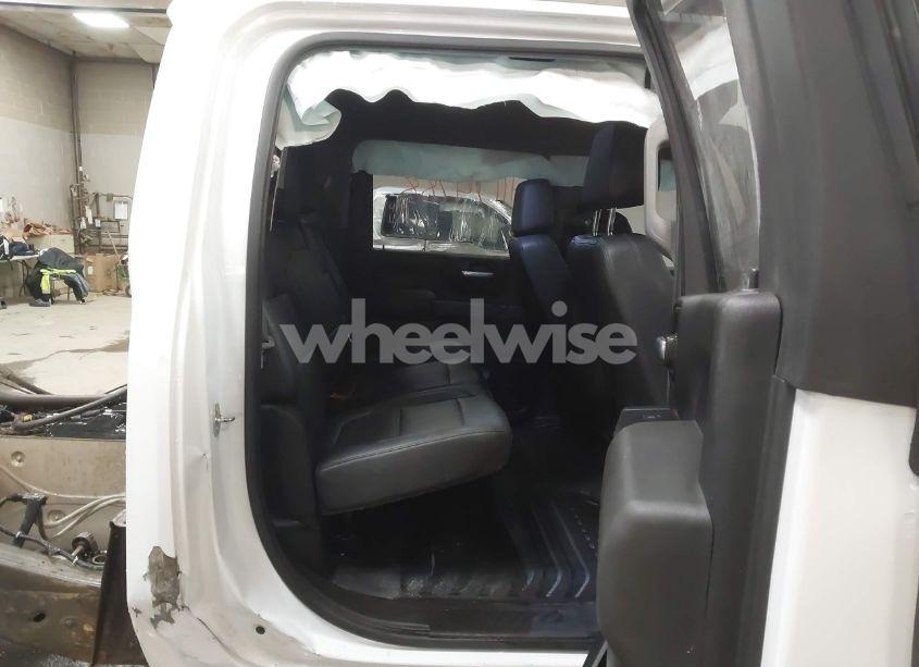 Photo 8 of 2021 Chevrolet Silverado 2500HD (VIN 1GB1YLEY2MF203086)