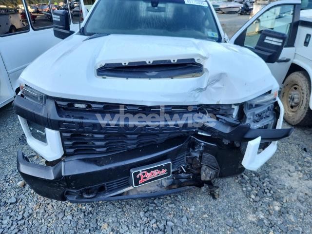 Photo 10 of 2022 CHEVROLET SILVERADO K2500 HEAVY DUTY (VIN 1GB1YLEY2NF262690)