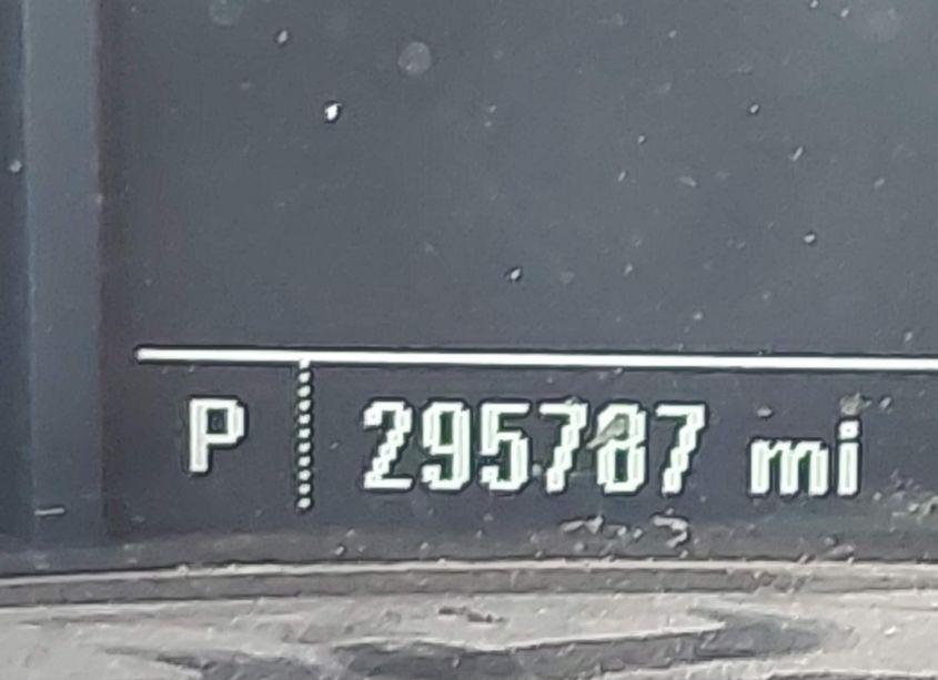 Photo 15 of 2017 Chevrolet Silverado 2500HD WT (VIN 1GB2CUEG1HZ182767)