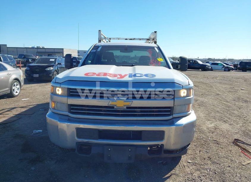 Photo 12 of 2015 Chevrolet Silverado 2500HD WT (VIN 1GB2CUEG3FZ115617)