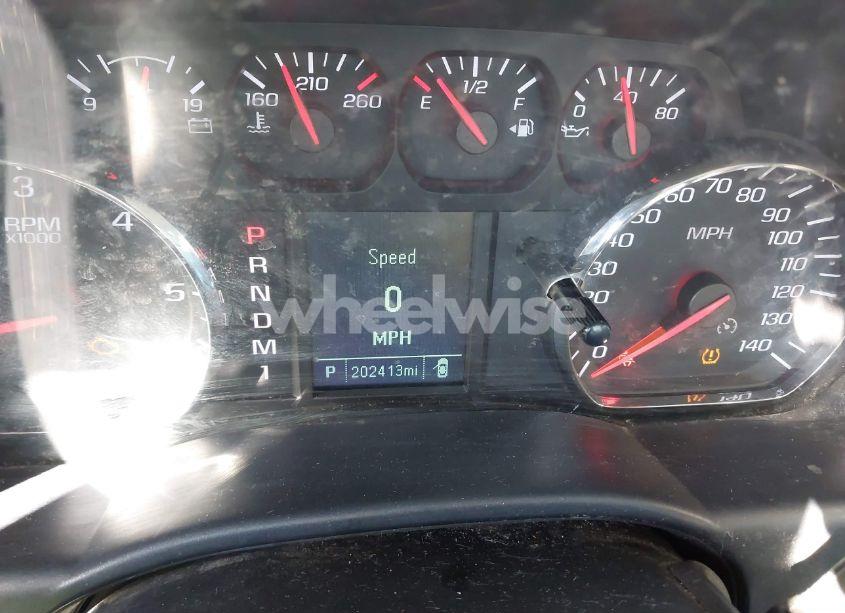 Photo 7 of 2015 Chevrolet Silverado 2500HD WT (VIN 1GB2CUEG3FZ115617)