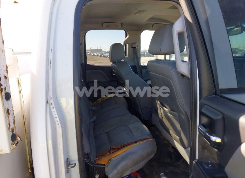 Photo 8 of 2015 Chevrolet Silverado 2500HD WT (VIN 1GB2CUEG3FZ115617)