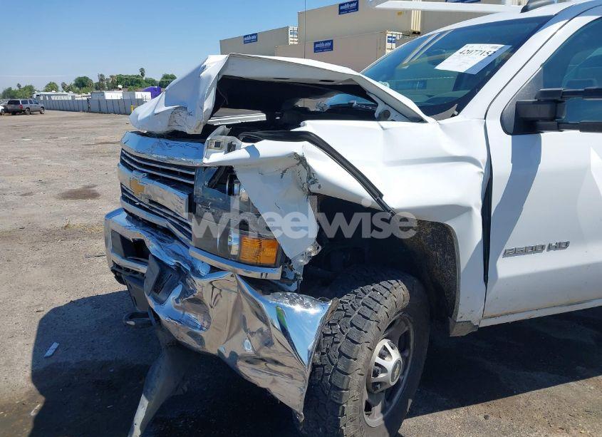 Photo 17 of 2017 Chevrolet Silverado 2500HD WT (VIN 1GB2CUEG7HZ389826)
