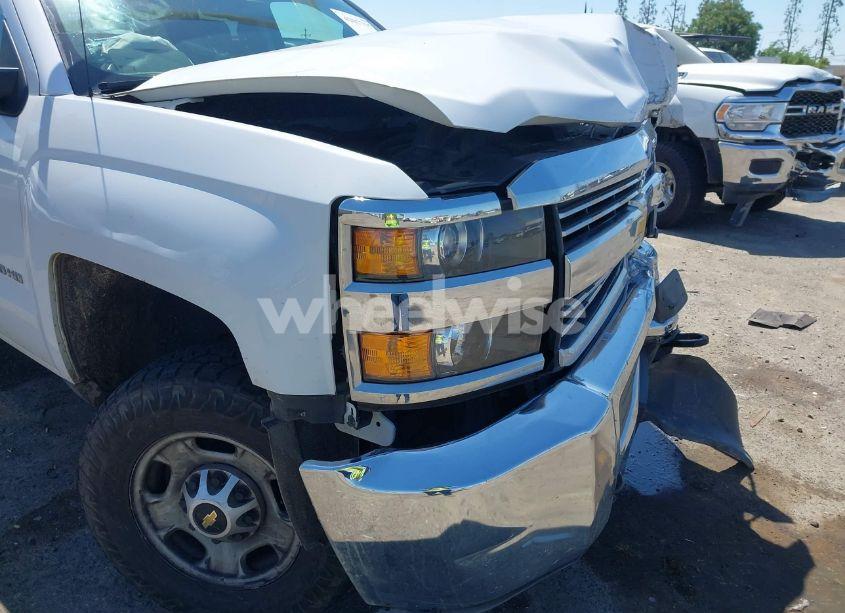 Photo 18 of 2017 Chevrolet Silverado 2500HD WT (VIN 1GB2CUEG7HZ389826)