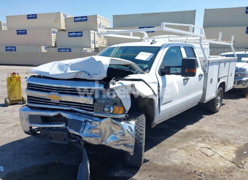 Photo 2 of 2017 Chevrolet Silverado 2500HD WT (VIN 1GB2CUEG7HZ389826)