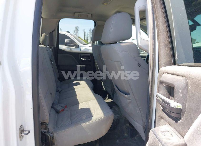 Photo 8 of 2017 Chevrolet Silverado 2500HD WT (VIN 1GB2CUEG7HZ389826)