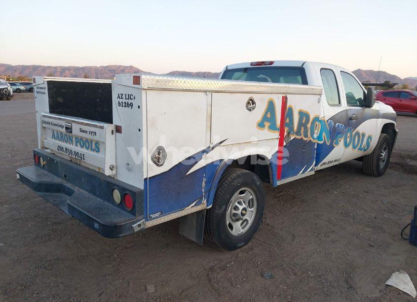 Photo 4 of 2013 Chevrolet Silverado 2500HD WORK TRUCK (VIN 1GB2CVCG0DZ235042)