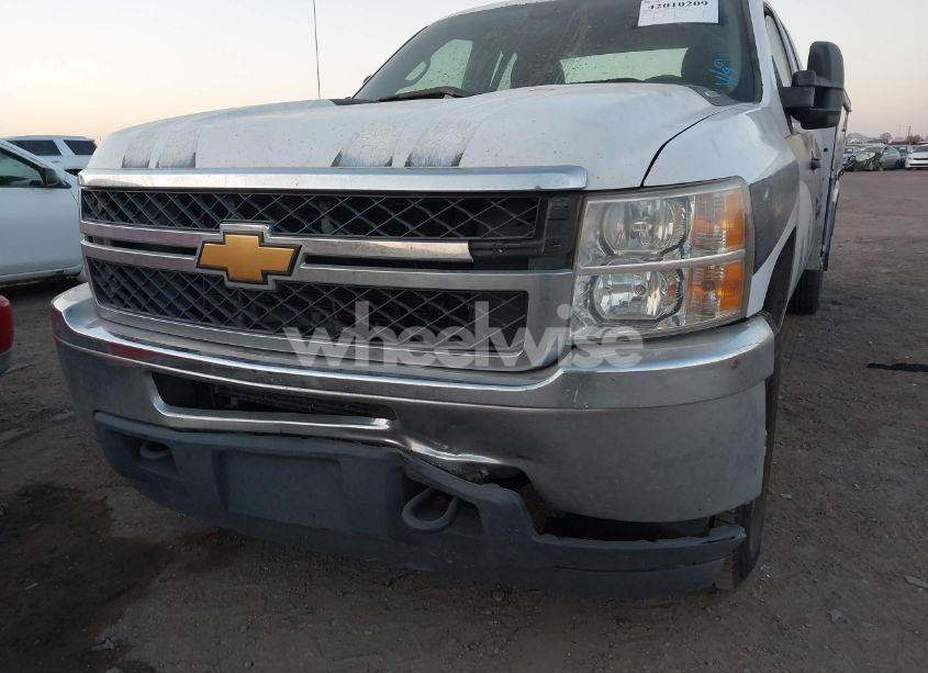 Photo 6 of 2013 Chevrolet Silverado 2500HD WORK TRUCK (VIN 1GB2CVCG0DZ235042)