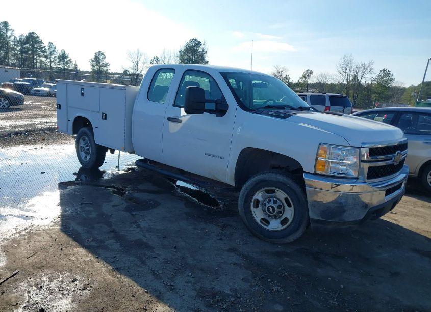 2011 Chevrolet Silverado 2500HD WORK TRUCK (VIN 1GB2CVCG1BZ259069) main photo
