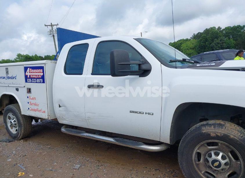 Photo 13 of 2011 Chevrolet Silverado 2500HD WORK TRUCK (VIN 1GB2CVCG3BZ207507)