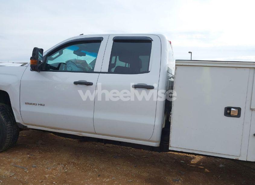 Photo 14 of 2015 Chevrolet Silverado 2500HD WT (VIN 1GB2KUEG7FZ525808)