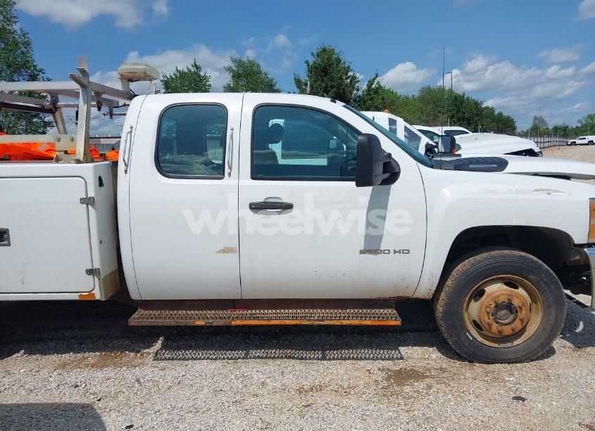 Photo 13 of 2012 Chevrolet Silverado 2500HD WORK TRUCK (VIN 1GB2KVCG0CZ253378)