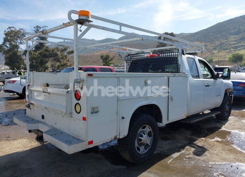 Photo 4 of 2012 Chevrolet Silverado 2500HD WORK TRUCK (VIN 1GB2KVCG3CZ223839)