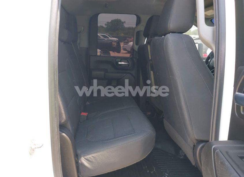 Photo 8 of 2022 Chevrolet Silverado 2500HD 2WD DOUBLE CAB LONG BED WT (VIN 1GB2WLE78NF328371)