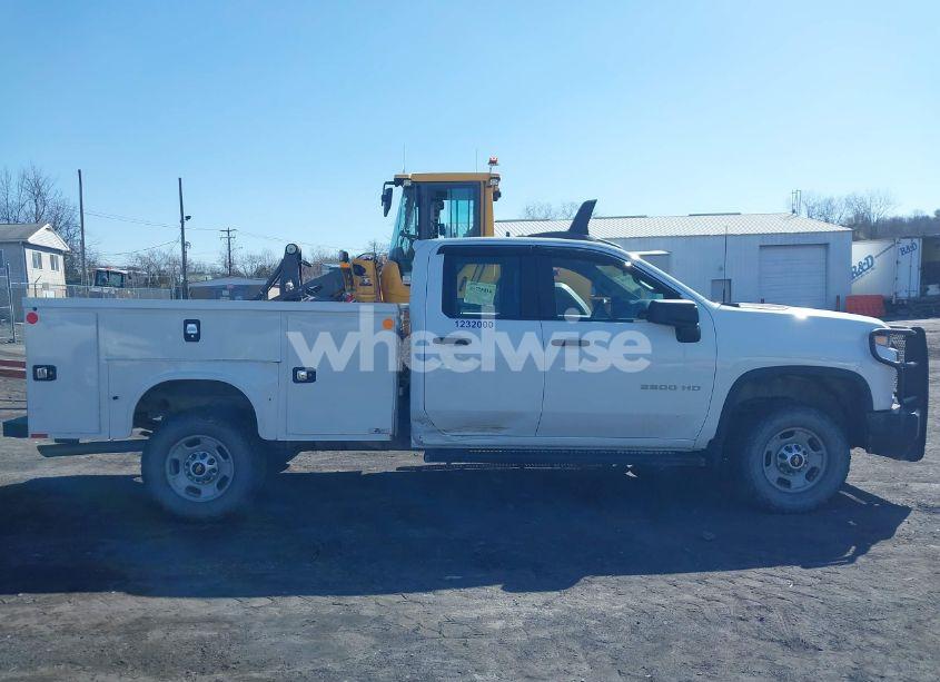 Photo 13 of 2021 Chevrolet Silverado 2500HD 4WD DOUBLE CAB LONG BED WT (VIN 1GB2YLE72MF138865)