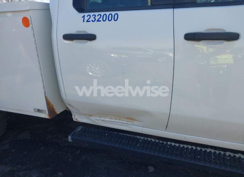 Photo 6 of 2021 Chevrolet Silverado 2500HD 4WD DOUBLE CAB LONG BED WT (VIN 1GB2YLE72MF138865)