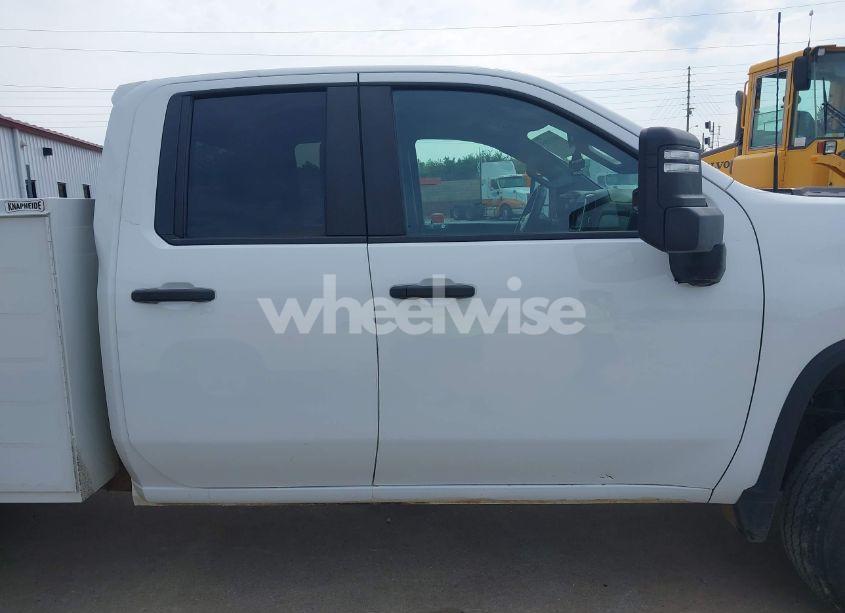 Photo 13 of 2023 Chevrolet Silverado 2500HD 4WD DOUBLE CAB LONG BED WT (VIN 1GB2YLE76PF120566)