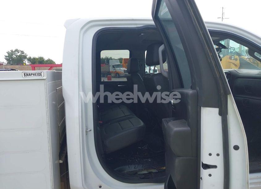 Photo 8 of 2023 Chevrolet Silverado 2500HD 4WD DOUBLE CAB LONG BED WT (VIN 1GB2YLE76PF120566)