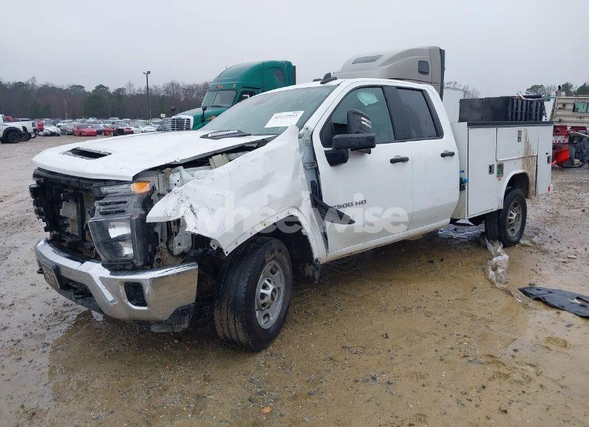 Photo 2 of 2024 Chevrolet Silverado 2500HD 4WD DOUBLE CAB LONG BED WORK TRUCK (VIN 1GB2YLEY2RF353579)