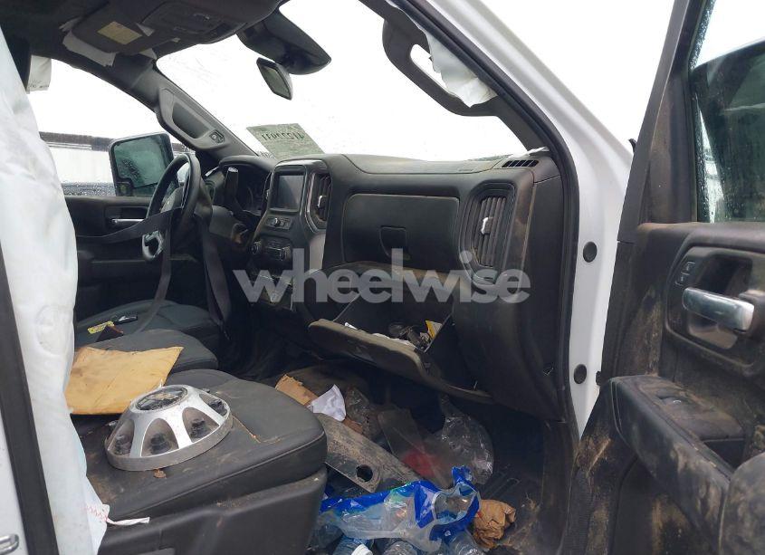 Photo 5 of 2024 Chevrolet Silverado 2500HD 4WD DOUBLE CAB LONG BED WORK TRUCK (VIN 1GB2YLEY2RF353579)