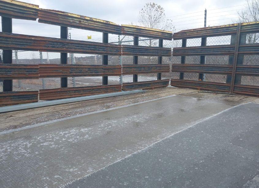 Photo 6 of 2015 Chevrolet Silverado 3500HD CHASSIS WT (VIN 1GB3CYCGXFF507512)