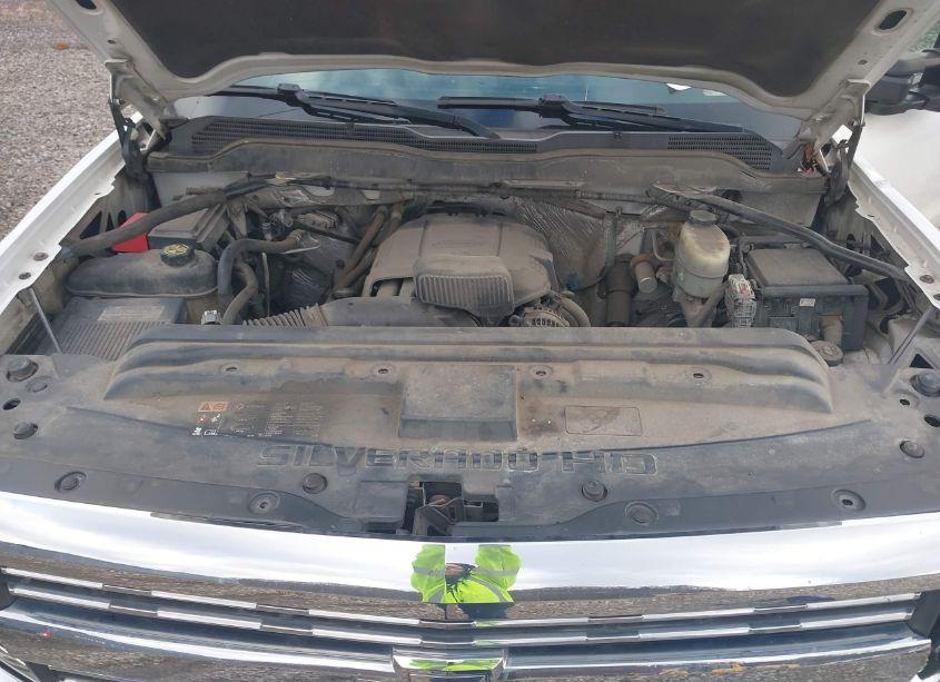 Photo 9 of 2015 Chevrolet Silverado 3500HD CHASSIS WT (VIN 1GB3CYCGXFF507512)