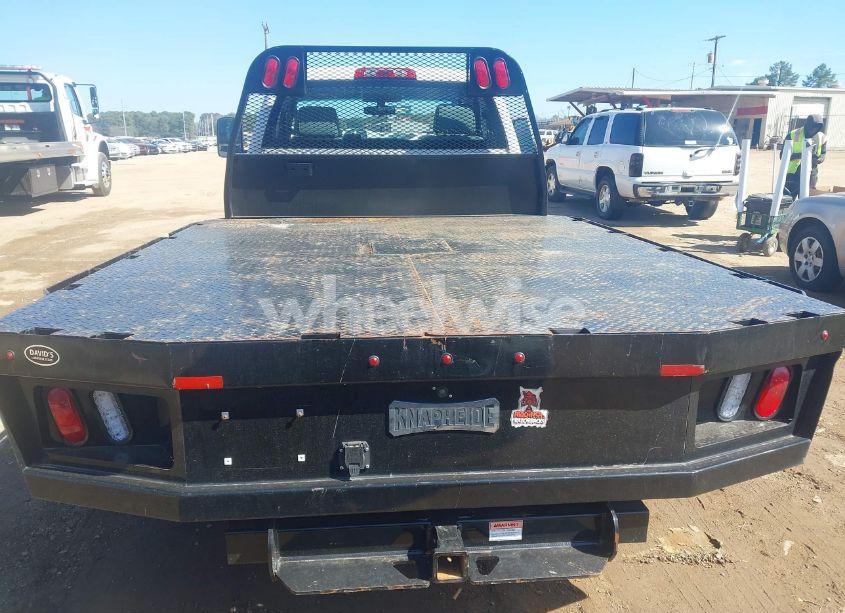 Photo 15 of 2018 Chevrolet Silverado 3500HD CHASSIS WT (VIN 1GB3CYCY7JF223997)