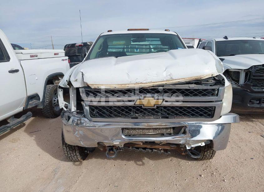 Photo 11 of 2011 Chevrolet Silverado 3500HD CHASSIS WORK TRUCK (VIN 1GB3CZCG5BF257418)