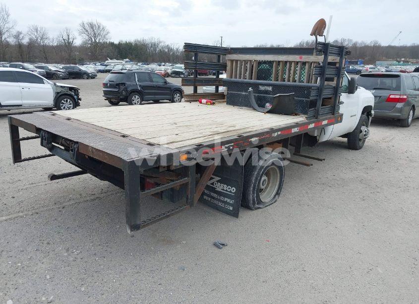 Photo 4 of 2011 Chevrolet Silverado 3500HD CHASSIS WORK TRUCK (VIN 1GB3CZCG8BF218905)
