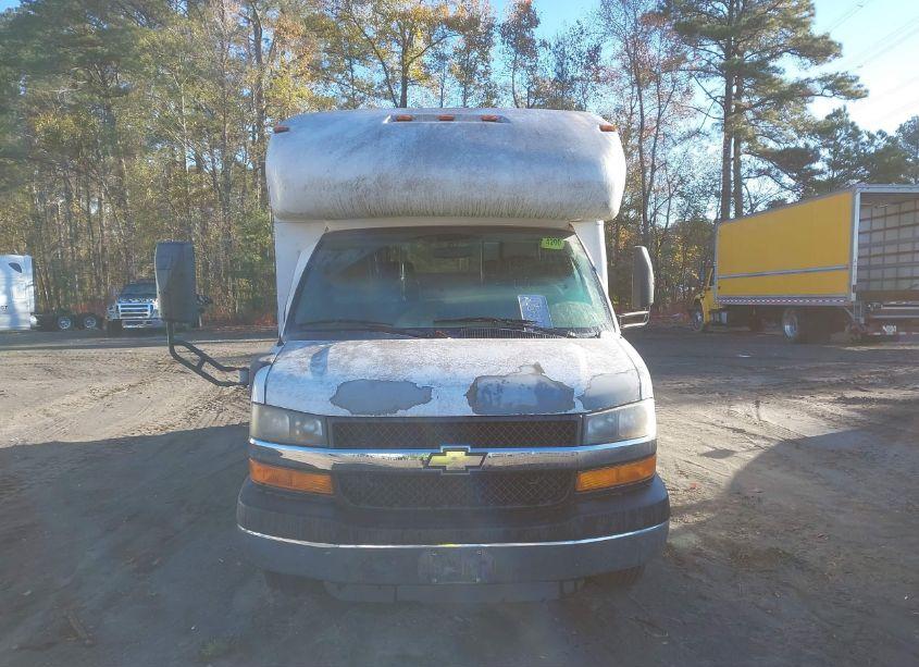 Photo 12 of 2011 Chevrolet Express CUTAWAY WORK VAN (VIN 1GB3G2BG9B1178778)