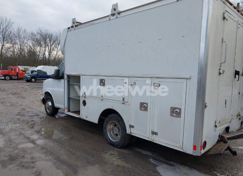 Photo 3 of 2014 Chevrolet Express CUTAWAY 3500 (VIN 1GB3G2CG4E1170414)