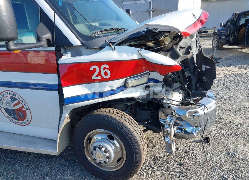 Photo 12 of 2011 Chevrolet Express CUTAWAY DIESEL (VIN 1GB3G2CL1B1182058)