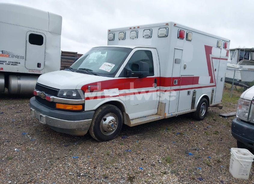 Photo 2 of 2014 Chevrolet Express CUTAWAY 3500 DIESEL (VIN 1GB3G2CL2E1187113)