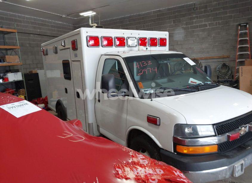 2014 Chevrolet Express CUTAWAY 3500 DIESEL (VIN 1GB3G2CL9E1160054) main photo