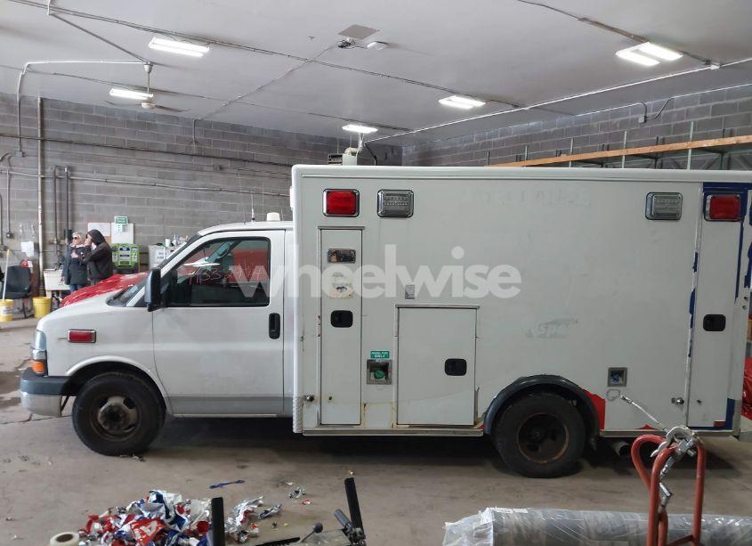 Photo 15 of 2014 Chevrolet Express CUTAWAY 3500 DIESEL (VIN 1GB3G2CL9E1160054)