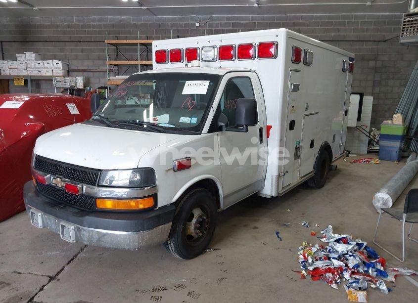 Photo 2 of 2014 Chevrolet Express CUTAWAY 3500 DIESEL (VIN 1GB3G2CL9E1160054)