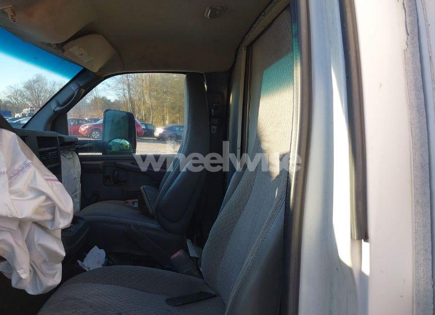 Photo 7 of 2013 Chevrolet Express CUTAWAY 3500 (VIN 1GB3G3CG9D1102209)