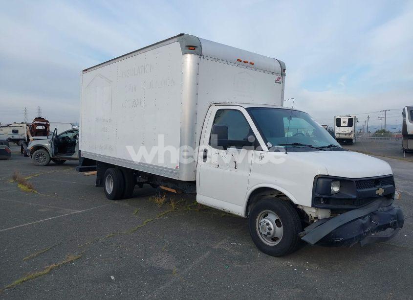 2014 Chevrolet Express CUTAWAY 3500 (VIN 1GB3G4BG7E1203287) main photo
