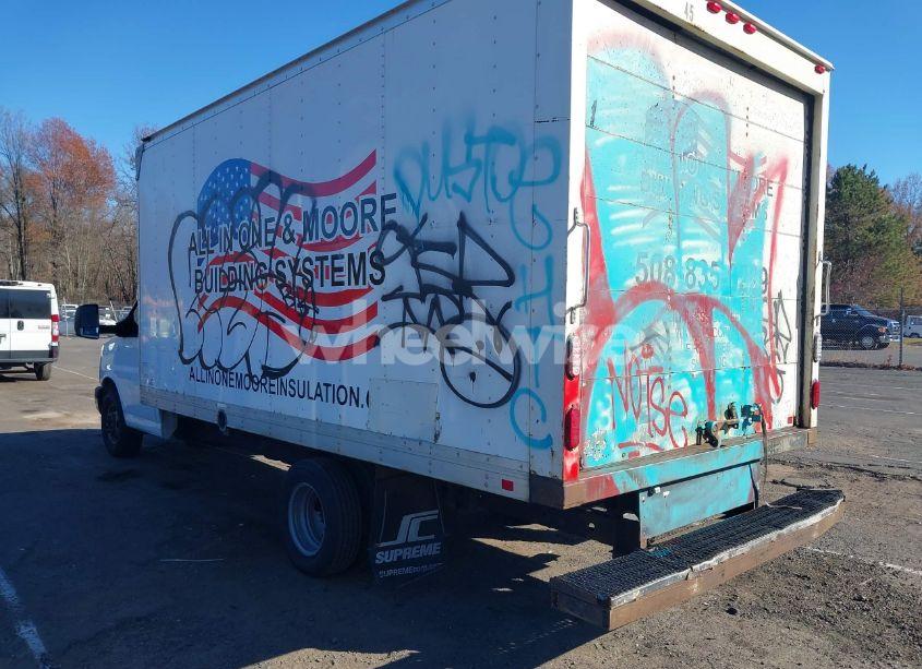 Photo 3 of 2014 Chevrolet Express CUTAWAY 3500 (VIN 1GB3G4CG8E1174624)