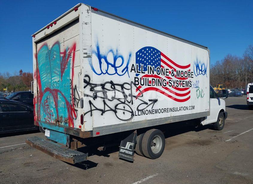 Photo 4 of 2014 Chevrolet Express CUTAWAY 3500 (VIN 1GB3G4CG8E1174624)