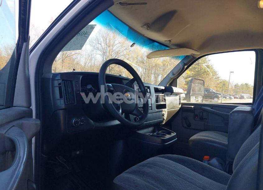 Photo 7 of 2014 Chevrolet Express CUTAWAY 3500 (VIN 1GB3G4CG8E1174624)