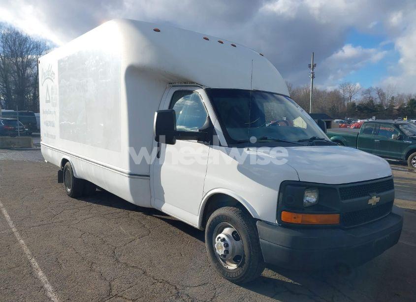 2014 Chevrolet Express CUTAWAY 3500 (VIN 1GB3G4CG9E1193831) main photo