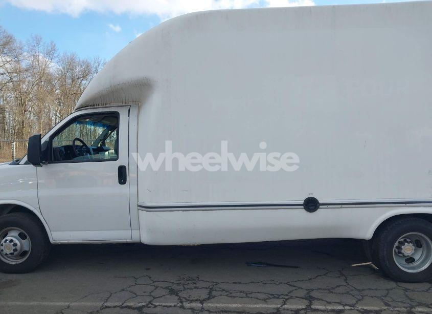 Photo 14 of 2014 Chevrolet Express CUTAWAY 3500 (VIN 1GB3G4CG9E1193831)
