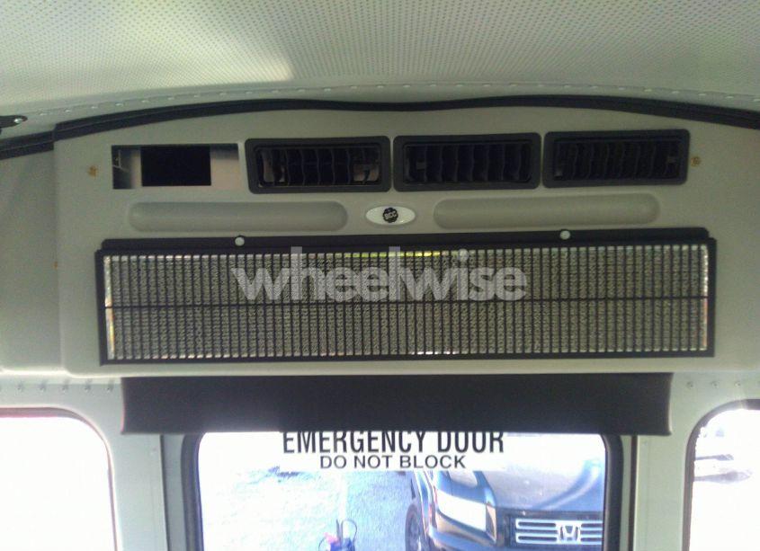 Photo 13 of 2023 Chevrolet Bus EXPRESS CUTAWAY (VIN 1GB3GSB71P1207570)