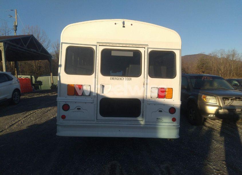 Photo 18 of 2023 Chevrolet Bus EXPRESS CUTAWAY (VIN 1GB3GSB71P1207570)