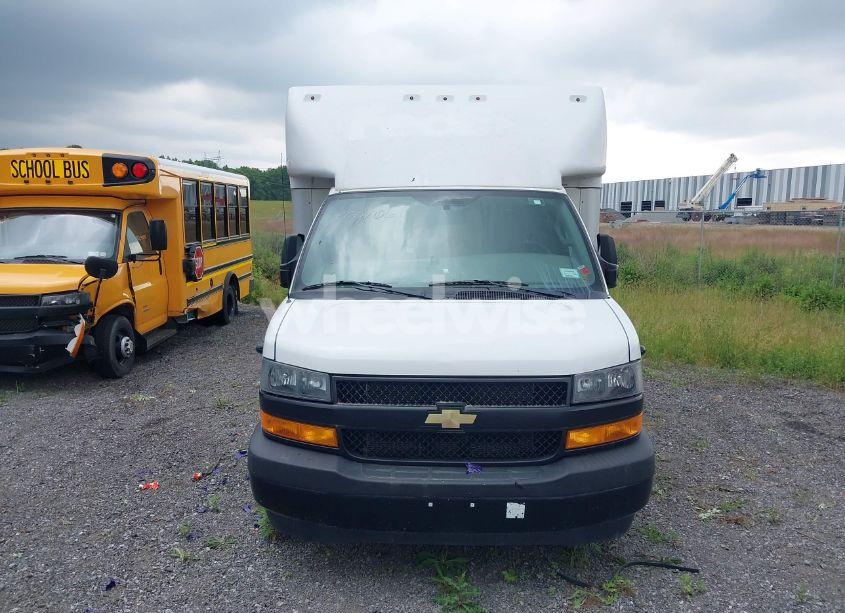 Photo 12 of 2020 Chevrolet Express CUTAWAY WORK VAN (VIN 1GB3GSFGXL1144716)