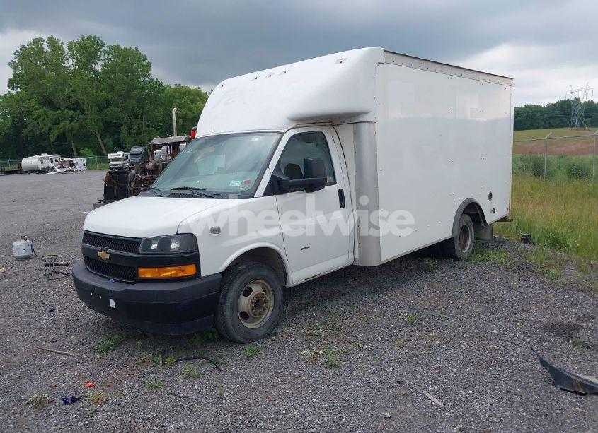 Photo 2 of 2020 Chevrolet Express CUTAWAY WORK VAN (VIN 1GB3GSFGXL1144716)