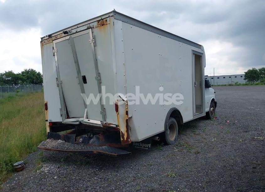 Photo 4 of 2020 Chevrolet Express CUTAWAY WORK VAN (VIN 1GB3GSFGXL1144716)