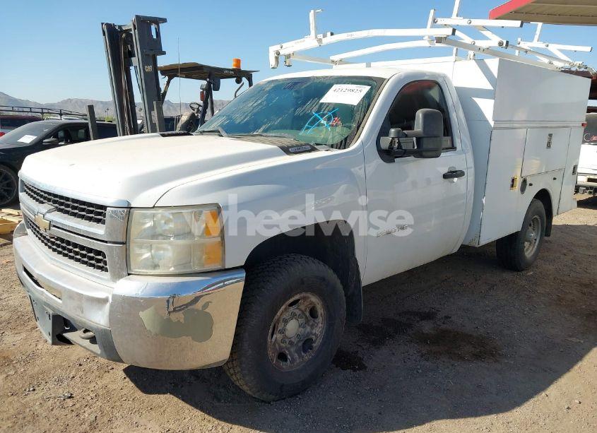 Photo 2 of 2010 Chevrolet Silverado 2500HD WORK TRUCK (VIN 1GB3KVBK5AF153253)